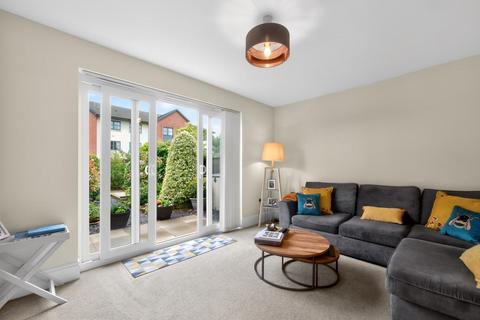 4 bedroom terraced house for sale, Farro Drive, York