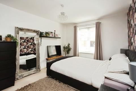 2 bedroom flat for sale, Dame Kelly Holmes Way, Tonbridge, Kent, TN9