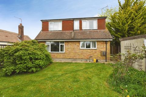 2 bedroom detached bungalow for sale, Helena Road, Rayleigh