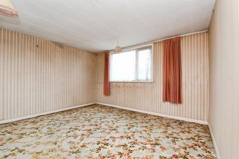 2 bedroom detached bungalow for sale, Helena Road, Rayleigh