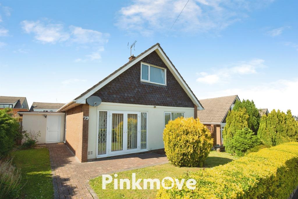 4 bedroom detached bungalow for sale