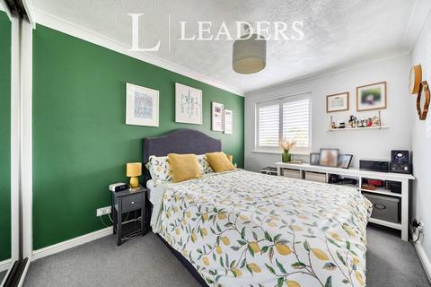 3 bedroom semi-detached house for sale, Amberley Close, Tonbridge, Kent
