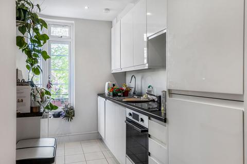 1 bedroom flat for sale, Haverstock Hill, London NW3
