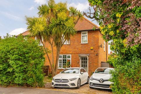 Benham Road, London W7