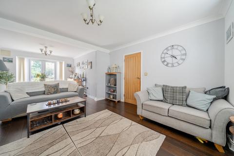 4 bedroom semi-detached house for sale, Edgebury, Chislehurst, Kent, BR7