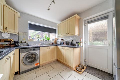 4 bedroom semi-detached house for sale, Edgebury, Chislehurst, Kent, BR7