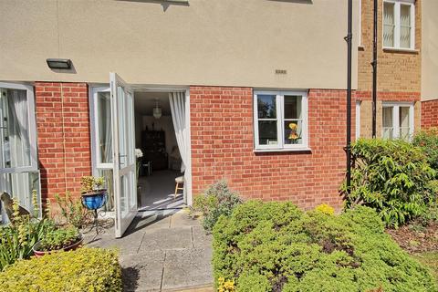1 bedroom apartment for sale, Ermine Court, Ware SG12