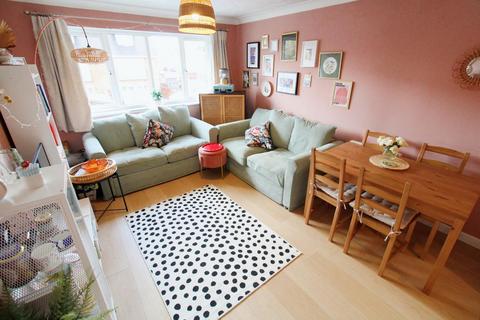 1 bedroom flat to rent, Church Road, Welling