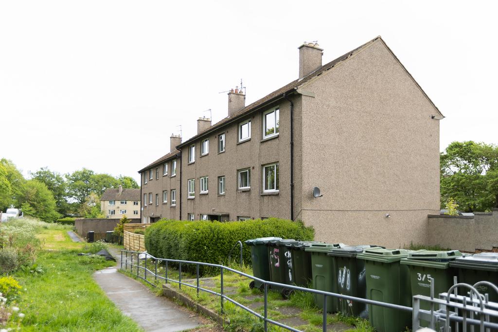 Christian Grove, Edinburgh EH15