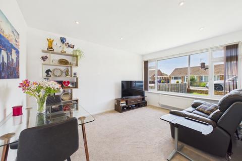 2 bedroom bungalow for sale, Clouston Road, Farnborough, Hampshire, GU14