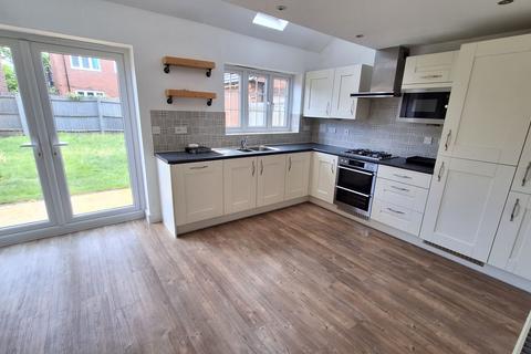 4 bedroom detached house for sale, Watitune Avenue, Nuneaton, CV10 0BF
