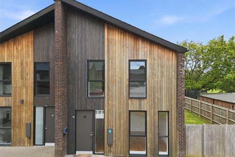 4 bedroom semi-detached house for sale, Hastingwood Park, Harlow, Essex, CM17