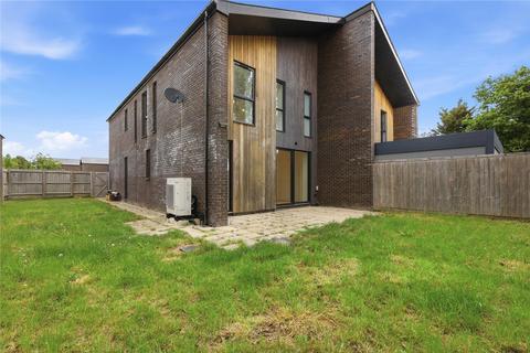 4 bedroom semi-detached house for sale, Hastingwood Park, Harlow, Essex, CM17