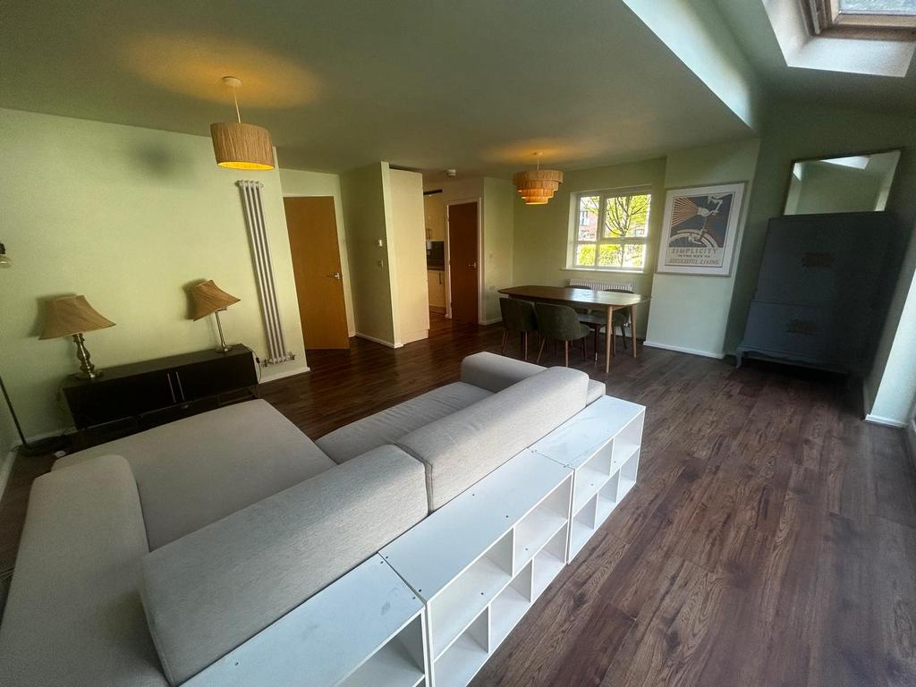 House in Salford, Greater Manchester - More