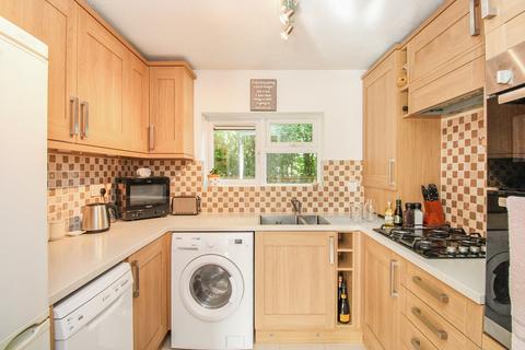 1 bedroom ground floor maisonette for sale, Letchworth Court, Bewbush, Crawley, West Sussex. RH11 6EL