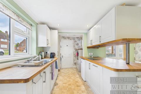 2 bedroom semi-detached house for sale, Asten Fields, Battle