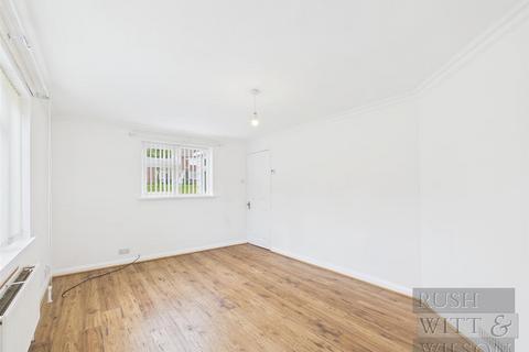 2 bedroom semi-detached house for sale, Asten Fields, Battle