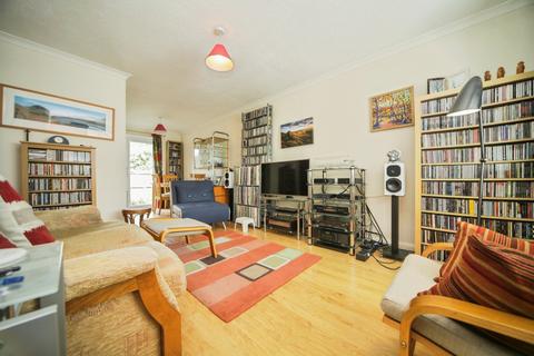 2 bedroom end of terrace house for sale, Cannonfields, Bury St. Edmunds, Suffolk, IP33
