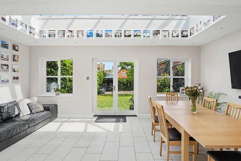 5 bedroom end of terrace house for sale, Park Street, Baldock, SG7