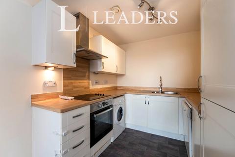 2 bedroom flat to rent, Vista, Fratton Way, PO4