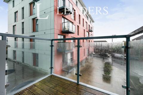 2 bedroom flat to rent, Vista, Fratton Way, PO4