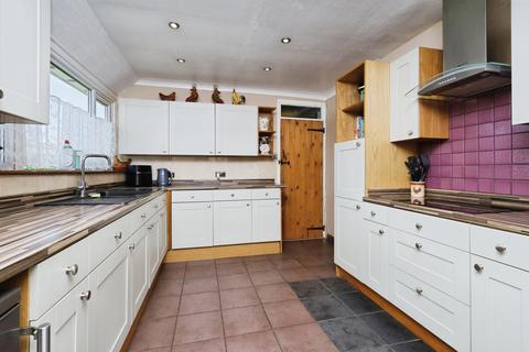 3 bedroom detached bungalow for sale, Woodpecker Drive, Hailsham