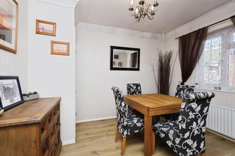 3 bedroom detached bungalow for sale, Woodpecker Drive, Hailsham