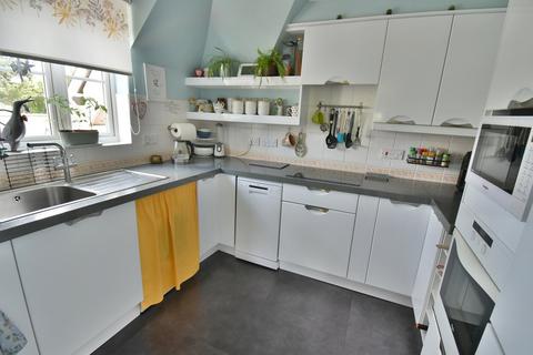 2 bedroom retirement property for sale, New Road, Ferndown, BH22