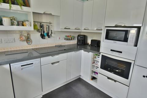2 bedroom retirement property for sale, New Road, Ferndown, BH22