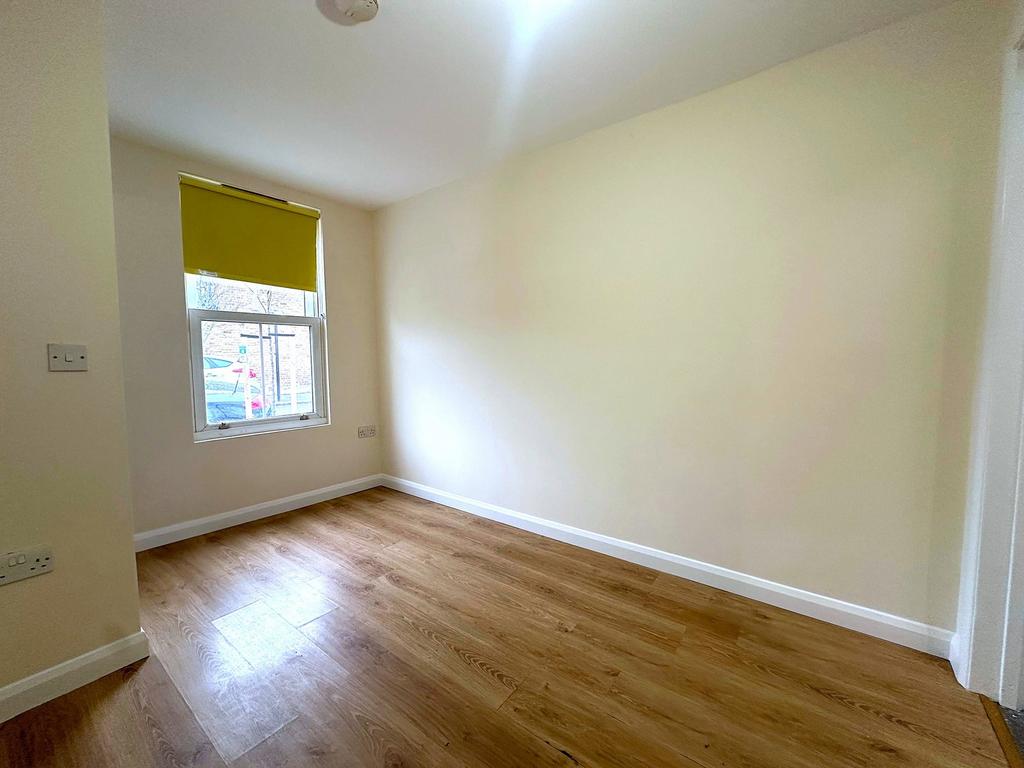 Apartment in London - View 3