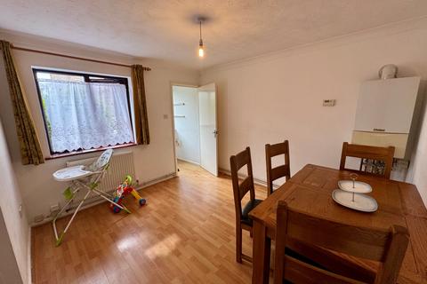 1 bedroom ground floor flat for sale, Florence Close, Harlow