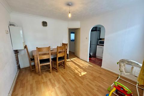 1 bedroom ground floor flat for sale, Florence Close, Harlow
