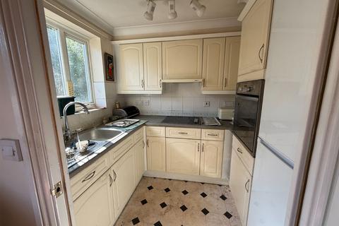 undefined, Pegasus Court, Kenton Road, Harrow, HA3
