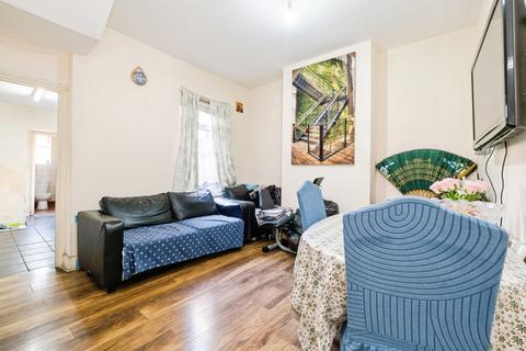 4 bedroom terraced house for sale, Berkeley Road, Manor Park, London, E12