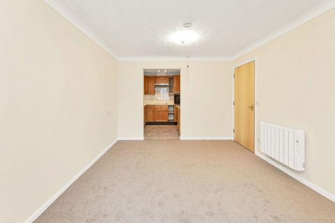 1 bedroom flat for sale, Collingwood Court, Royston SG8
