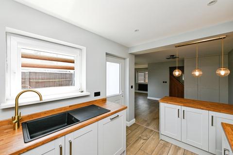 3 bedroom terraced house for sale, Burney Road, KING'S LYNN