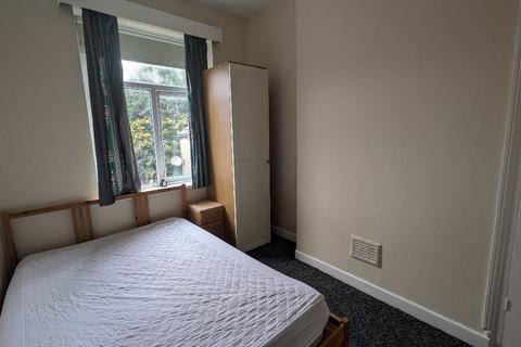 undefined, Flat 2, Cardiff CF24