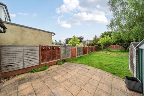 4 bedroom semi-detached house for sale, Merriman Road, London