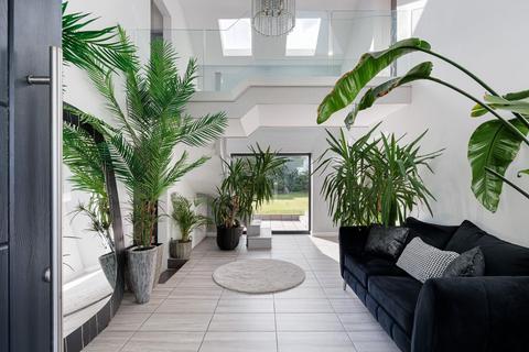 4 bedroom detached house for sale, Bonis Hall Lane, Prestbury, SK10