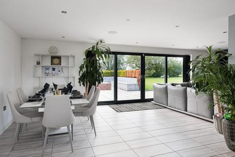 4 bedroom detached house for sale, Bonis Hall Lane, Prestbury, SK10
