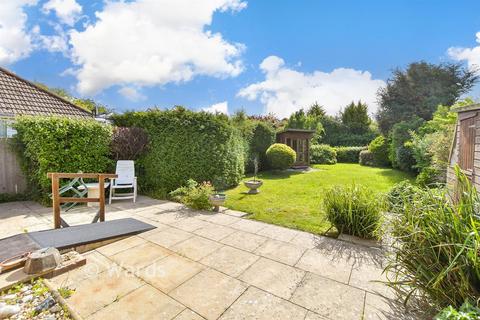 3 bedroom chalet for sale, St. Andrew's Road, Littlestone, New Romney, Kent