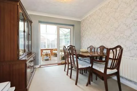4 bedroom detached house for sale - Widok 4