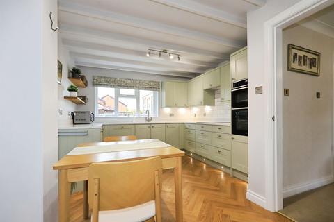 4 bedroom detached house for sale, Dotterel Place, KIDDERMINSTER