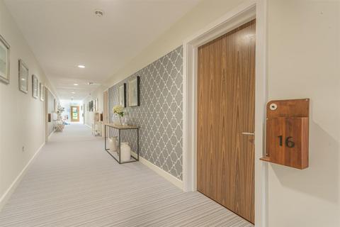 1 bedroom retirement property for sale, 16 The Pavilion, Wadswick Green, Corsham