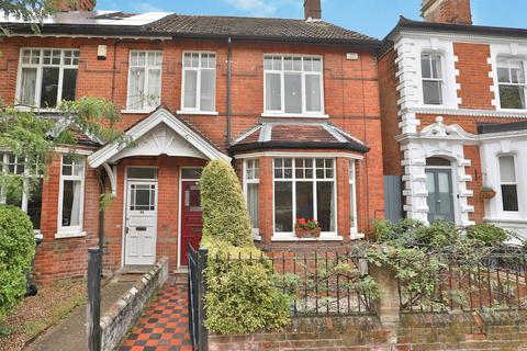 3 bedroom end of terrace house for sale, College Road, Norwich