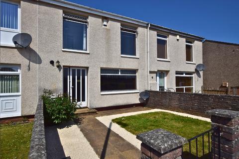 3 bedroom terraced house to rent, MacNaughton Drive, East Ayrshire KA3