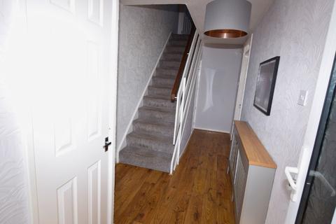 3 bedroom terraced house to rent, MacNaughton Drive, East Ayrshire KA3