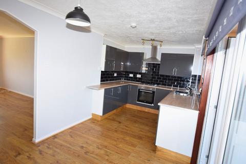 3 bedroom terraced house to rent, MacNaughton Drive, East Ayrshire KA3