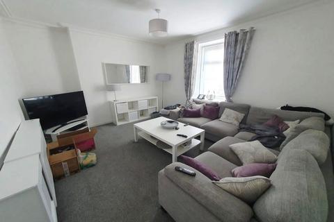 4 bedroom semi-detached house for sale, Byres Road, Kilwinning KA13