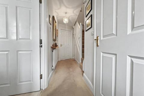 3 bedroom end of terrace house for sale, Romsey